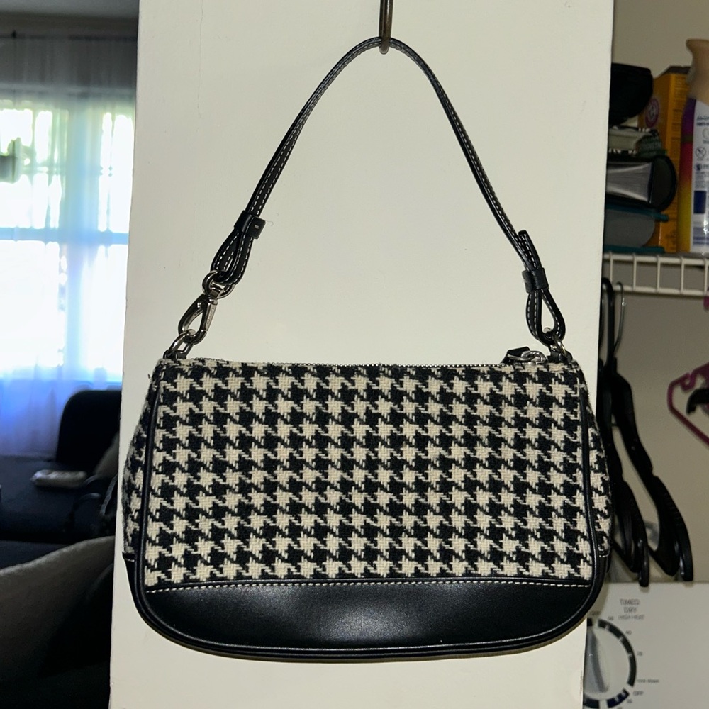 Stylish Black and White Houndstooth Women's Bag